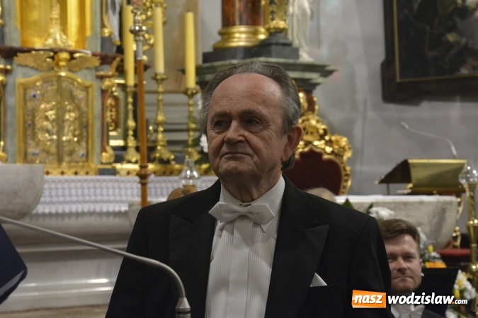 Zdjęcie w galerii na portalu naszwodzislaw.com: Jan Wincenty Hawel honorowym obywatelem Pszowa. Śląska Orkiestra Kameralna zagrała w bazylice wiadomości z regionu