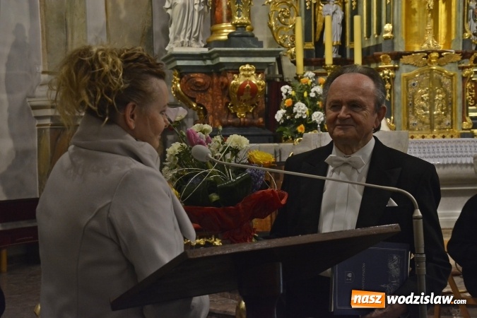 Zdjęcie w galerii na portalu naszwodzislaw.com: Jan Wincenty Hawel honorowym obywatelem Pszowa. Śląska Orkiestra Kameralna zagrała w bazylice wiadomości z regionu