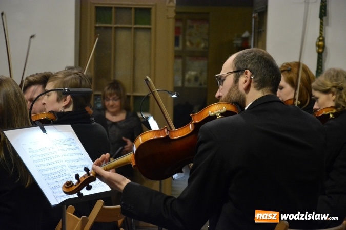 Zdjęcie w galerii na portalu naszwodzislaw.com: Jan Wincenty Hawel honorowym obywatelem Pszowa. Śląska Orkiestra Kameralna zagrała w bazylice wiadomości z regionu