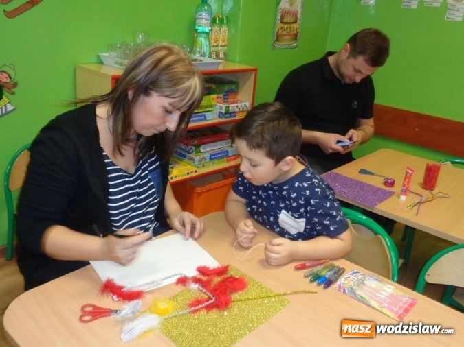 Zdjęcie w galerii na portalu naszwodzislaw.com: PP numer 18: kreatywny rodzic - kreatywne dziecko wiadomości z regionu