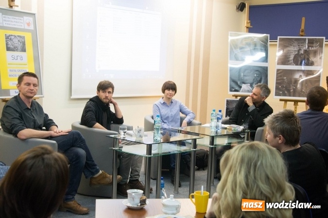 Zdjęcie w galerii na portalu naszwodzislaw.com: O syryjskiej rewolucji, wojnie i ludzkich marzeniach. Wyjątkowi goście w wodzisławskiej bibliotece wiadomości z regionu