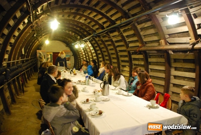 Zdjęcie w galerii na portalu naszwodzislaw.com: Tajemnicze spotkanie ze Skarbnikiem w Sztolni Powiatowego Centrum Kształcenia Zawodowego i Ustawicznego wiadomości z regionu