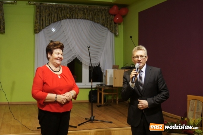 Zdjęcie w galerii na portalu naszwodzislaw.com: Tłusty Czwartek połączony z Dniem Kobiet Koła Gospodyń Wiejskich w Połomi wiadomości z regionu