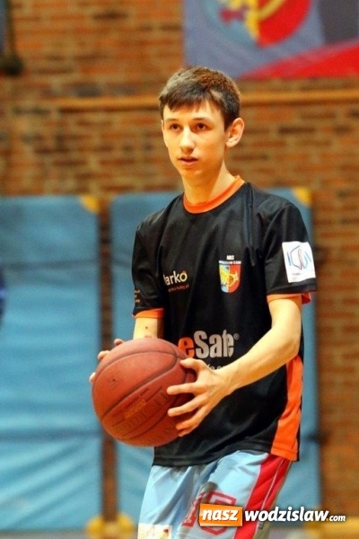 Zdjęcie w galerii na portalu naszwodzislaw.com: Doskonała druga połowa meczu koszykarzy MKS Wodzisław. Smyk Prudnik pokonany! wiadomości z regionu