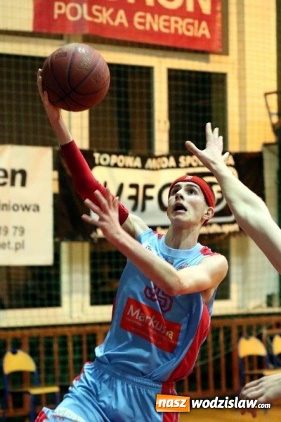 Zdjęcie w galerii na portalu naszwodzislaw.com: Doskonała druga połowa meczu koszykarzy MKS Wodzisław. Smyk Prudnik pokonany! wiadomości z regionu