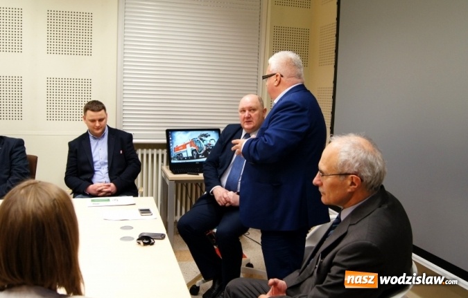 Zdjęcie w galerii na portalu naszwodzislaw.com: Czy numery 997, 998 i 999 przestaną wkrótce obowiązywać? wiadomości z regionu