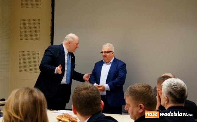 Zdjęcie w galerii na portalu naszwodzislaw.com: Czy numery 997, 998 i 999 przestaną wkrótce obowiązywać? wiadomości z regionu