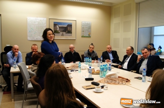 Zdjęcie w galerii na portalu naszwodzislaw.com: Czy numery 997, 998 i 999 przestaną wkrótce obowiązywać? wiadomości z regionu