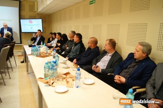 Zdjęcie w galerii na portalu naszwodzislaw.com: Czy numery 997, 998 i 999 przestaną wkrótce obowiązywać? wiadomości z regionu