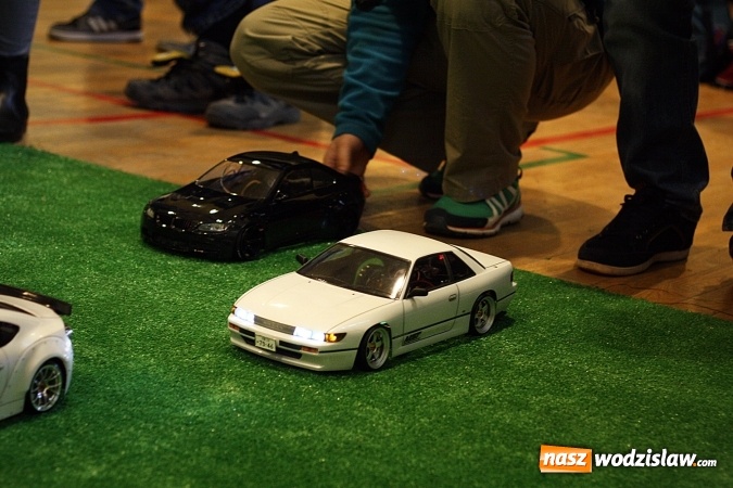 Zdjęcie w galerii na portalu naszwodzislaw.com: Ścigali się zdalnie sterowanymi samochodami wiadomości z regionu