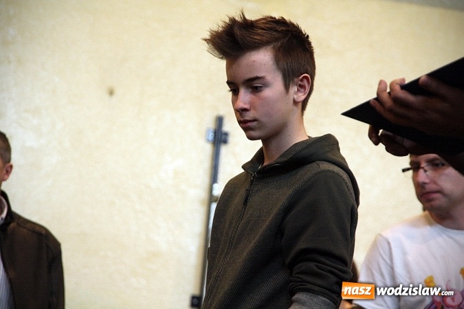 Zdjęcie w galerii na portalu naszwodzislaw.com: Ścigali się zdalnie sterowanymi samochodami wiadomości z regionu