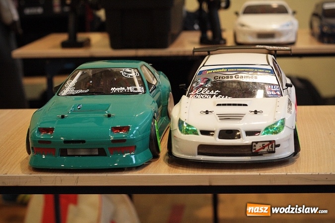 Zdjęcie w galerii na portalu naszwodzislaw.com: Ścigali się zdalnie sterowanymi samochodami wiadomości z regionu