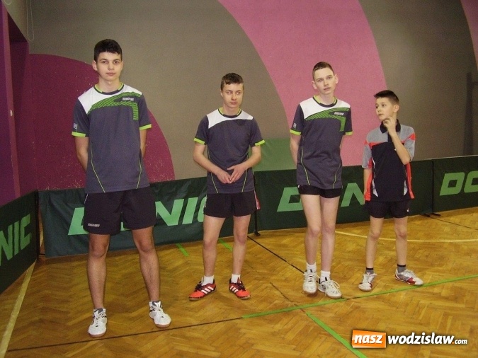 Zdjęcie w galerii na portalu naszwodzislaw.com: Cenna wygrana Relaksu z drużyną z Pszowa  wiadomości z regionu