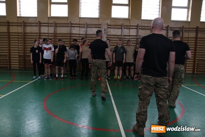 Zdjęcie w galerii na portalu naszwodzislaw.com: WF z Jednostką Wojskową AGAT w rydułtowskiej placówce  wiadomości z regionu