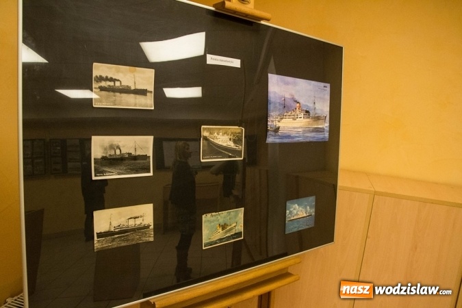 Zdjęcie w galerii na portalu naszwodzislaw.com: Historia statku MS Batory, czyli otwarcie wystawy w Rydułtowskim Centrum Kultury wiadomości z regionu