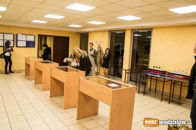 Zdjęcie w galerii na portalu naszwodzislaw.com: Historia statku MS Batory, czyli otwarcie wystawy w Rydułtowskim Centrum Kultury wiadomości z regionu