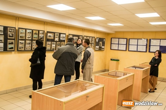 Zdjęcie w galerii na portalu naszwodzislaw.com: Historia statku MS Batory, czyli otwarcie wystawy w Rydułtowskim Centrum Kultury wiadomości z regionu