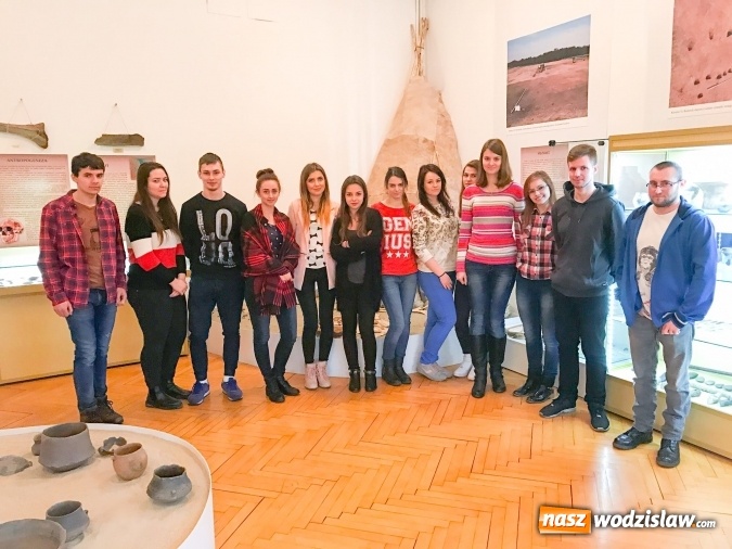 Zdjęcie w galerii na portalu naszwodzislaw.com: Podróże od starożytności do czasów belle poque wiadomości z regionu