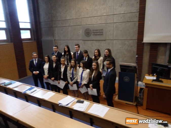 Zdjęcie w galerii na portalu naszwodzislaw.com: Postawili na innowacyjny  pomysł i wgrali. Uczniowie wodzisławskiego Ekonomika najlepsi  wiadomości z regionu