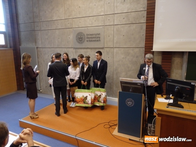Zdjęcie w galerii na portalu naszwodzislaw.com: Postawili na innowacyjny  pomysł i wgrali. Uczniowie wodzisławskiego Ekonomika najlepsi  wiadomości z regionu
