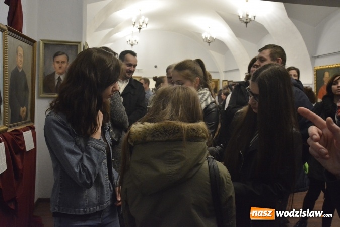 Zdjęcie w galerii na portalu naszwodzislaw.com: Poczet zasłużonych Wodzisławian - niezwykła wystawa w wodzisławskim Muzeum wiadomości z regionu