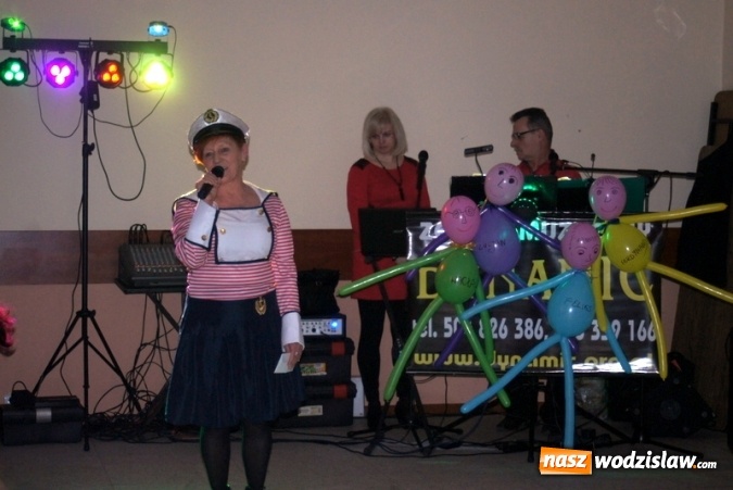 Zdjęcie w galerii na portalu naszwodzislaw.com: Gogołowskie KGW pożegnało karnawał podczas Babskiego Combra wiadomości z regionu