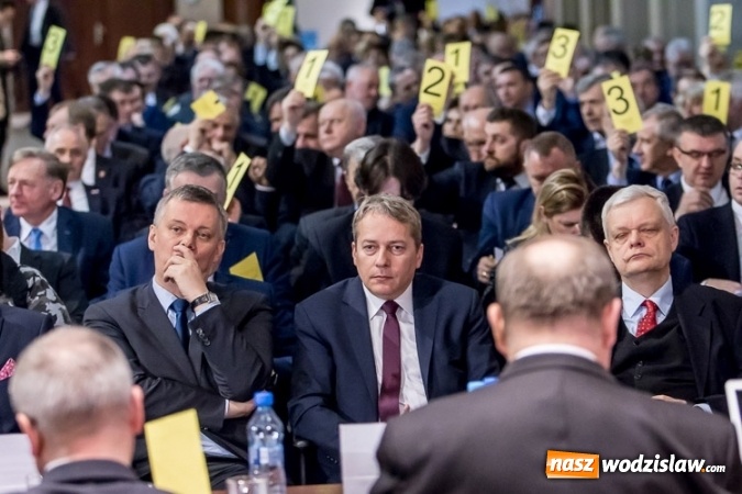 Zdjęcie w galerii na portalu naszwodzislaw.com: Powiaty w obronie samorządu wiadomości z regionu