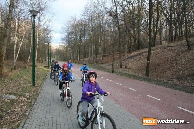 Zdjęcie w galerii na portalu naszwodzislaw.com: Wodzisław: wystartowała szkółka kolarska  wiadomości z regionu
