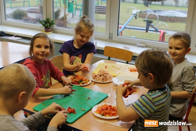 Zdjęcie w galerii na portalu naszwodzislaw.com: Hiszpańska zabawa w Plastusiowie  wiadomości z regionu