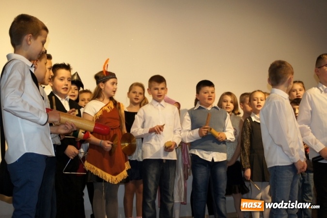 Zdjęcie w galerii na portalu naszwodzislaw.com: Koło Gospodyń Wiejskich w Mszanie świętowało Dzień Kobiet wiadomości z regionu