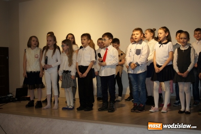 Zdjęcie w galerii na portalu naszwodzislaw.com: Koło Gospodyń Wiejskich w Mszanie świętowało Dzień Kobiet wiadomości z regionu