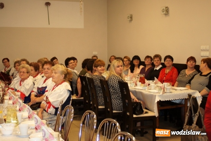 Zdjęcie w galerii na portalu naszwodzislaw.com: Koło Gospodyń Wiejskich w Mszanie świętowało Dzień Kobiet wiadomości z regionu