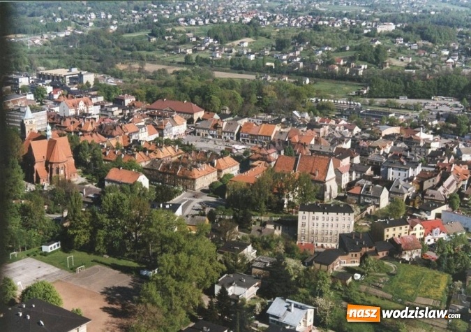 Zdjęcie w galerii na portalu naszwodzislaw.com: Wodzisław Śląski sprzed lat. Zobacz nasze miasto z lotu ptaka! wiadomości z regionu