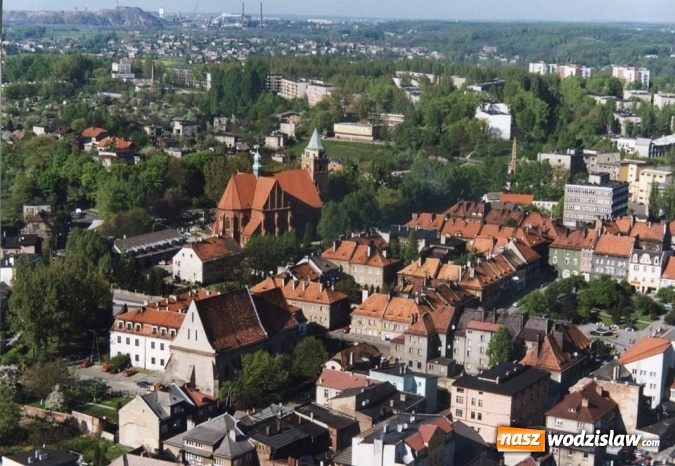Zdjęcie w galerii na portalu naszwodzislaw.com: Wodzisław Śląski sprzed lat. Zobacz nasze miasto z lotu ptaka! wiadomości z regionu