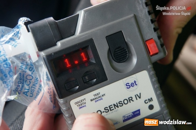 Zdjęcie w galerii na portalu naszwodzislaw.com: Policja: kierowcy jeżdżą bez pasów! wiadomości z regionu