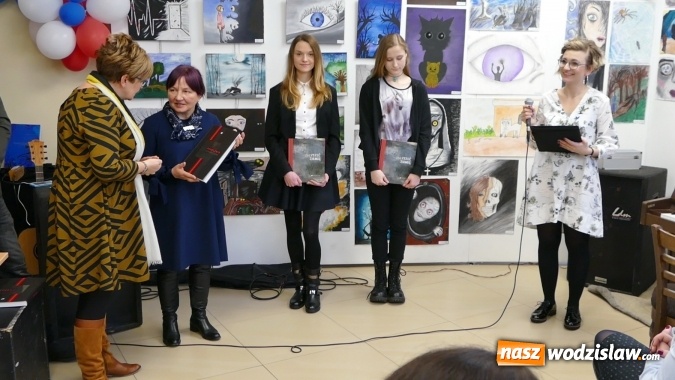 Zdjęcie w galerii na portalu naszwodzislaw.com: Spacer po wyobraźni - Strach ma wielkie oczy. Podsumowanie Regionalnego Konkursu Artystycznego dla Gimnazjalistów wiadomości z regionu