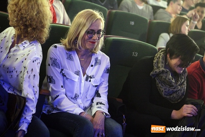 Zdjęcie w galerii na portalu naszwodzislaw.com: Formacja Organek na scenie Rydułtowskiego Centrum Kultury wiadomości z regionu
