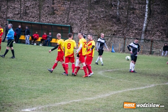 Zdjęcie w galerii na portalu naszwodzislaw.com: Płomień z Połomi nie dał szans gotartowickim Sygnałom wiadomości z regionu
