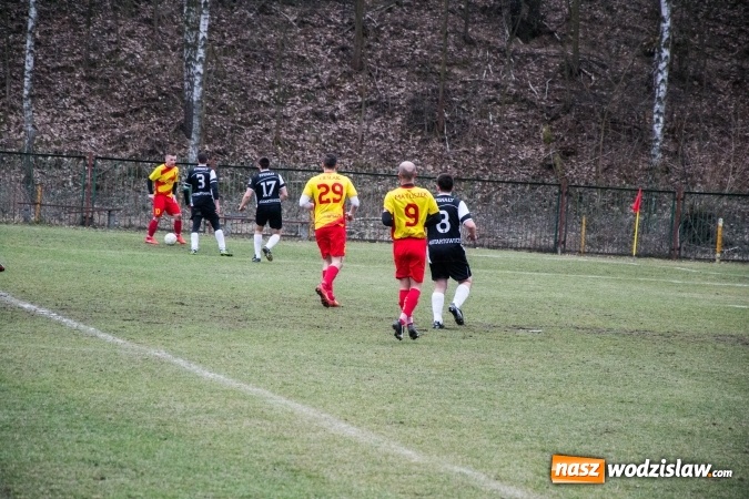 Zdjęcie w galerii na portalu naszwodzislaw.com: Płomień z Połomi nie dał szans gotartowickim Sygnałom wiadomości z regionu