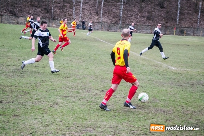 Zdjęcie w galerii na portalu naszwodzislaw.com: Płomień z Połomi nie dał szans gotartowickim Sygnałom wiadomości z regionu