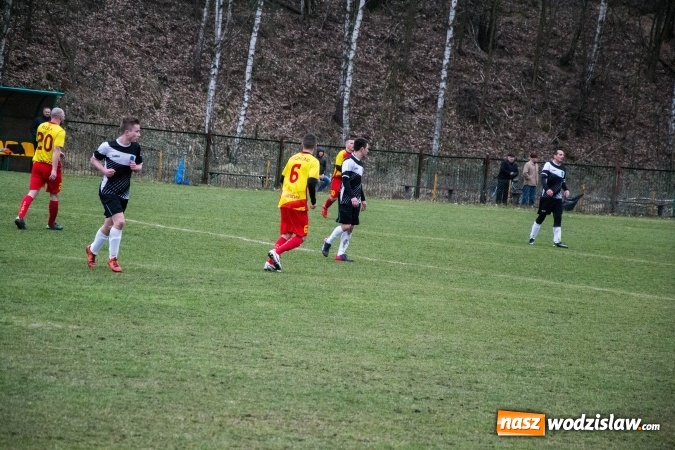 Zdjęcie w galerii na portalu naszwodzislaw.com: Płomień z Połomi nie dał szans gotartowickim Sygnałom wiadomości z regionu