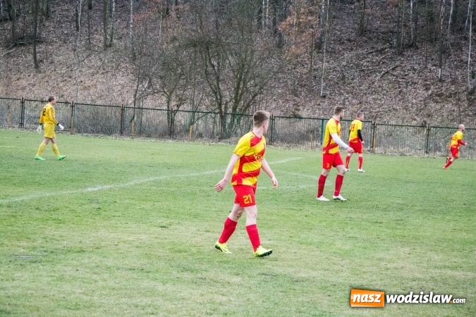 Zdjęcie w galerii na portalu naszwodzislaw.com: Płomień z Połomi nie dał szans gotartowickim Sygnałom wiadomości z regionu