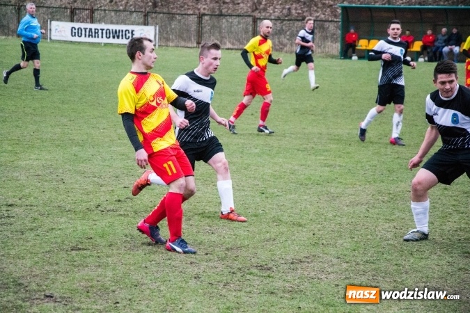 Zdjęcie w galerii na portalu naszwodzislaw.com: Płomień z Połomi nie dał szans gotartowickim Sygnałom wiadomości z regionu