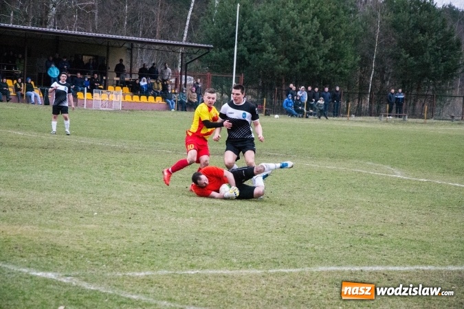 Zdjęcie w galerii na portalu naszwodzislaw.com: Płomień z Połomi nie dał szans gotartowickim Sygnałom wiadomości z regionu
