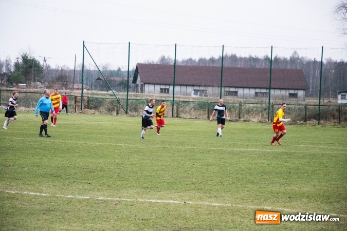 Zdjęcie w galerii na portalu naszwodzislaw.com: Płomień z Połomi nie dał szans gotartowickim Sygnałom wiadomości z regionu