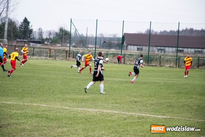 Zdjęcie w galerii na portalu naszwodzislaw.com: Płomień z Połomi nie dał szans gotartowickim Sygnałom wiadomości z regionu