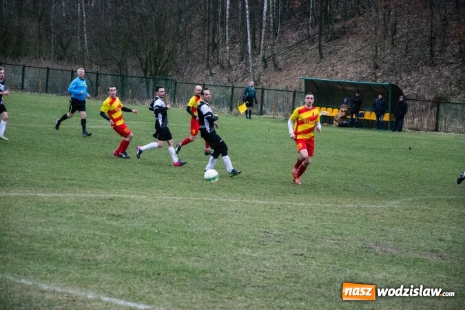 Zdjęcie w galerii na portalu naszwodzislaw.com: Płomień z Połomi nie dał szans gotartowickim Sygnałom wiadomości z regionu