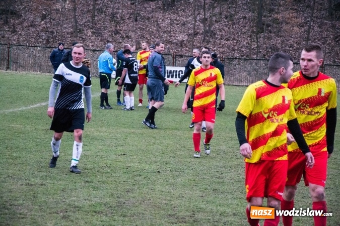 Zdjęcie w galerii na portalu naszwodzislaw.com: Płomień z Połomi nie dał szans gotartowickim Sygnałom wiadomości z regionu