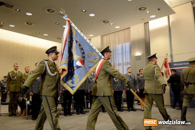 Zdjęcie w galerii na portalu naszwodzislaw.com: Bohaterowie czas&oacute;w pokoju. Wodzisławscy policjanci nagrodzeni przez szefa MSWiA wiadomości z regionu
