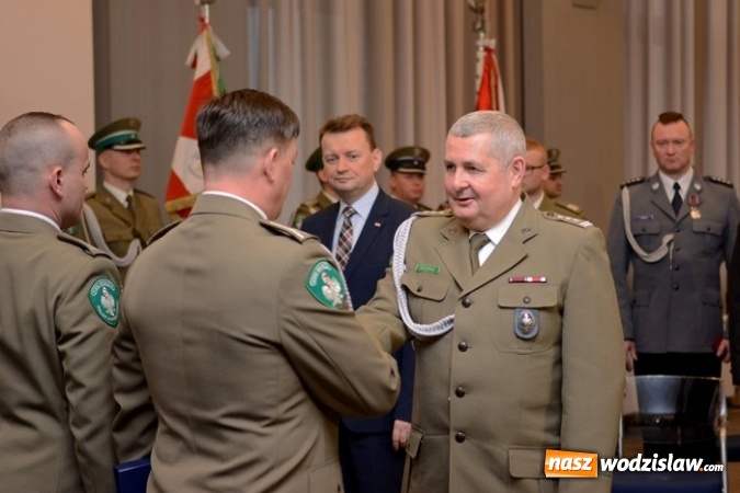 Zdjęcie w galerii na portalu naszwodzislaw.com: Bohaterowie czas&oacute;w pokoju. Wodzisławscy policjanci nagrodzeni przez szefa MSWiA wiadomości z regionu